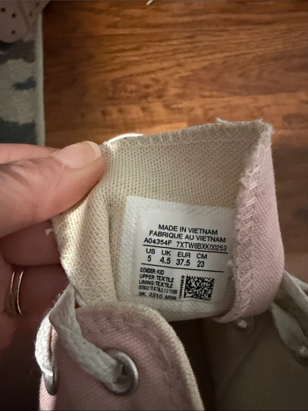 Converse Kids' Chuck Taylor All Star High Top Sneakers - Pink